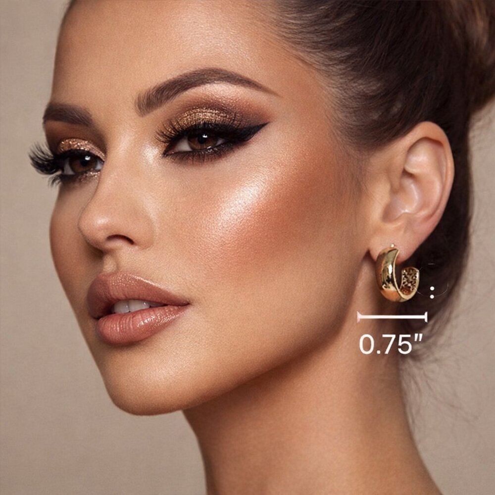 Bold Elements Gold Tone Mini Hoops‎